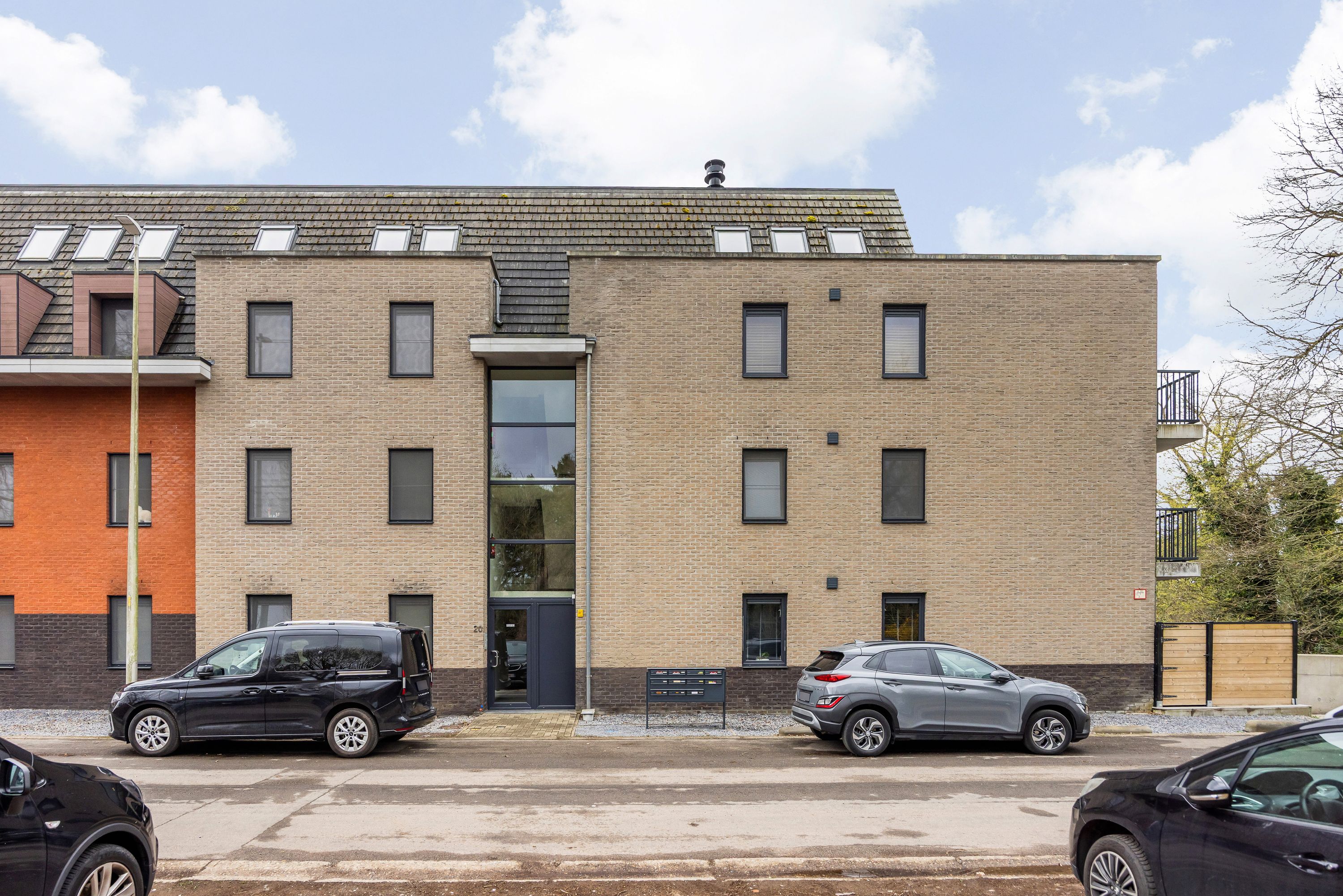 Lichtrijk hoekapp. met ondergrondse parking in Boekt - foto 18