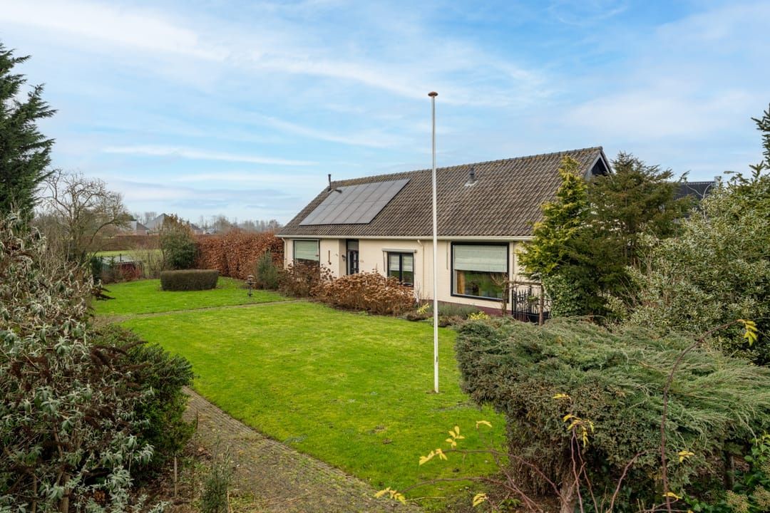 Ruime vrijstaande woning, 5 slaapkamers, 220 m2 woonruimte - foto 3