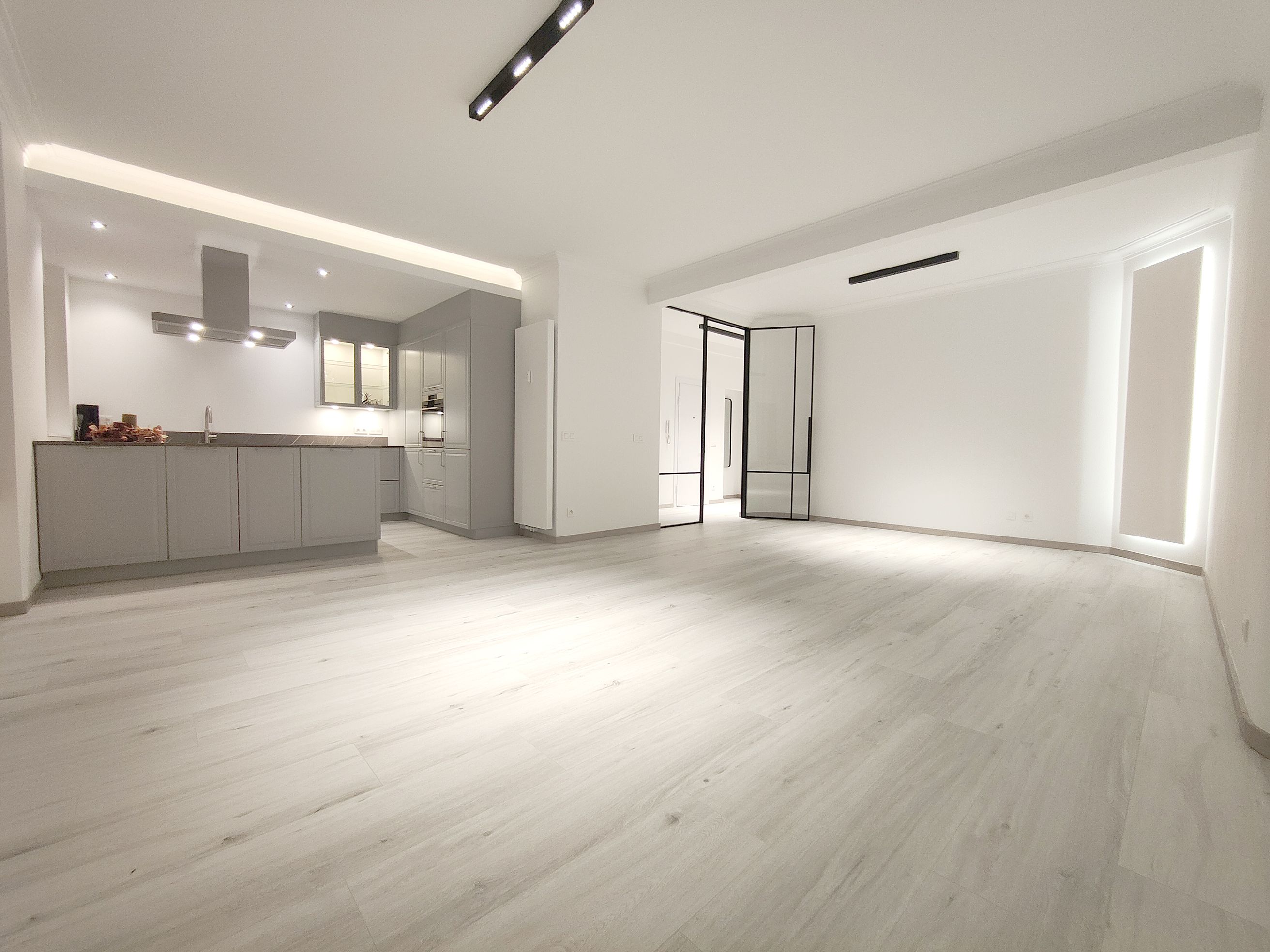 Appartement te koop in Antwerpen met 2 slaapkamers - foto 3