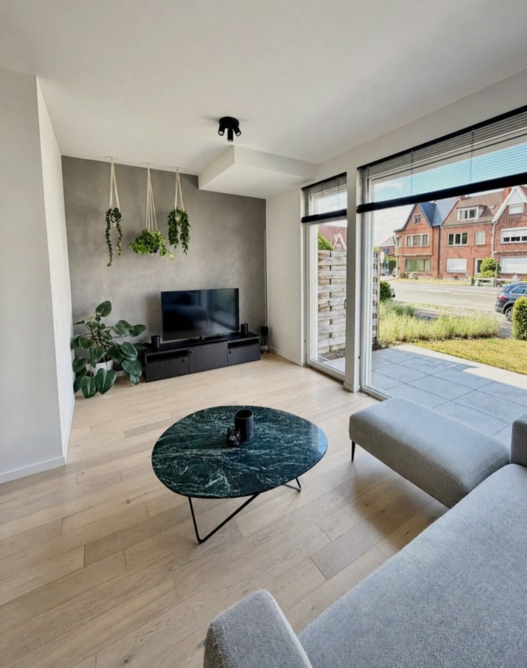 Ruim 3-slpk appartement met tuin en garagebox vlak bij Gent - foto 3