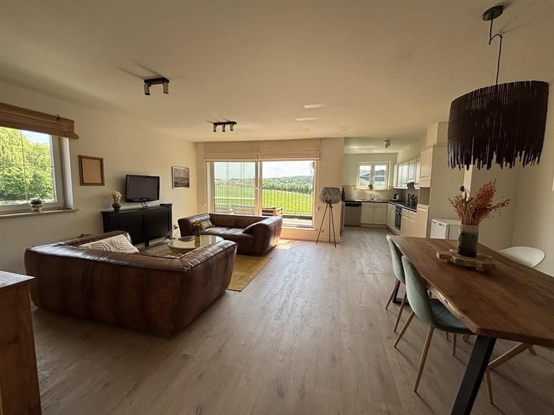 Prachtig 2-slpk appartement met terras en mooi uitzicht - foto 2