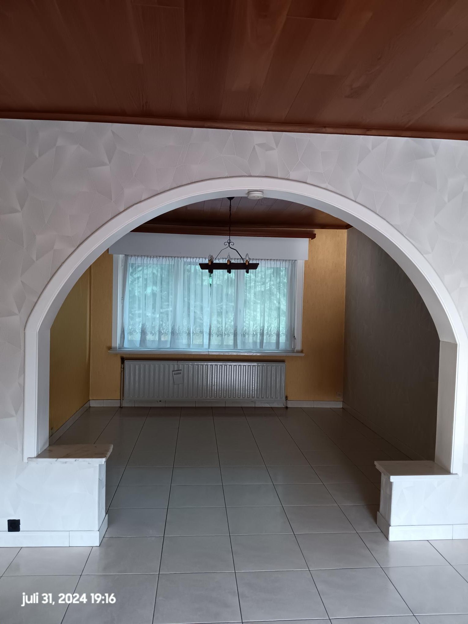 Gerenoveerde rijwoning met zonnige tuin aan de stadsrand van Geraardsbergen - foto 2