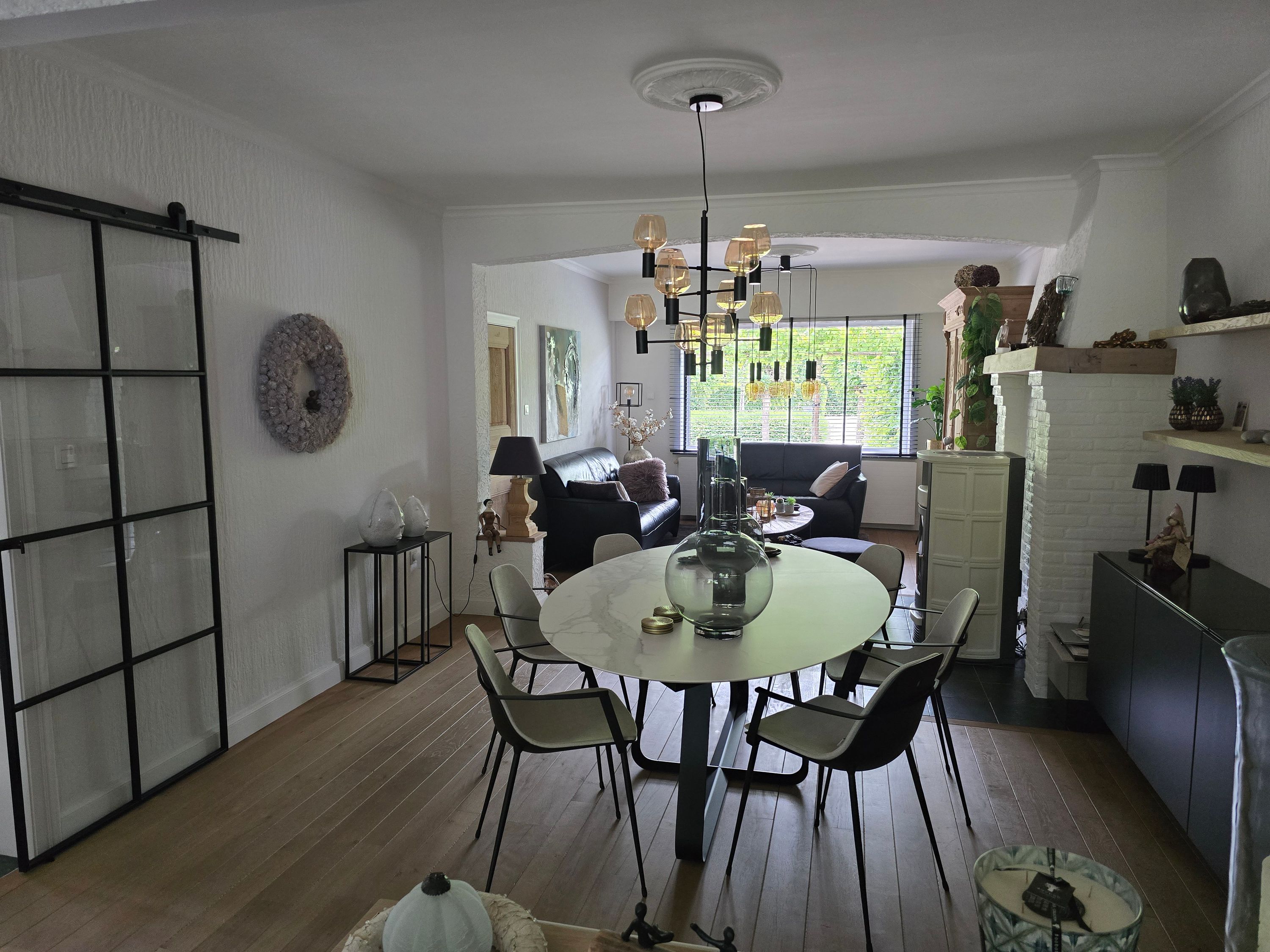 Instapklare strak landelijk gerenoveerde woning met aangelegde tuin - foto 4