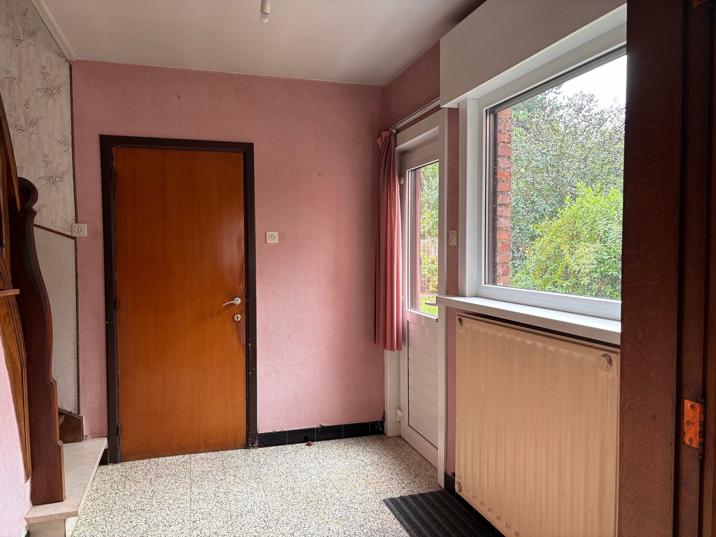Ruime renovatiewoning met tuin, garage en bijgebouw - foto 6