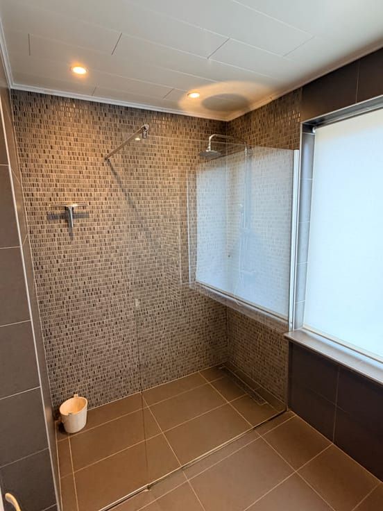 Prachtige halfopen bebouwing in een rustige buurt ,vlakbij centrum. - foto 7