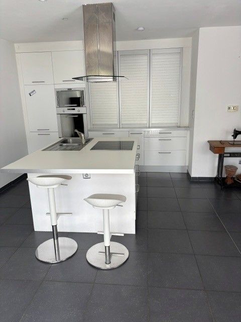 Ruime lichtrijke woning met 4 slaapkamers en grote tuin - EPC B - foto 3