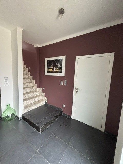 Ruime lichtrijke woning met 4 slaapkamers en grote tuin - EPC B - foto 4