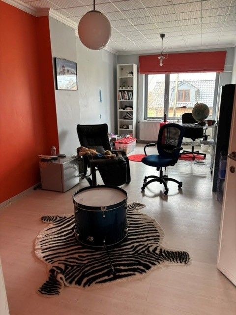 Ruime lichtrijke woning met 4 slaapkamers en grote tuin - EPC B - foto 8
