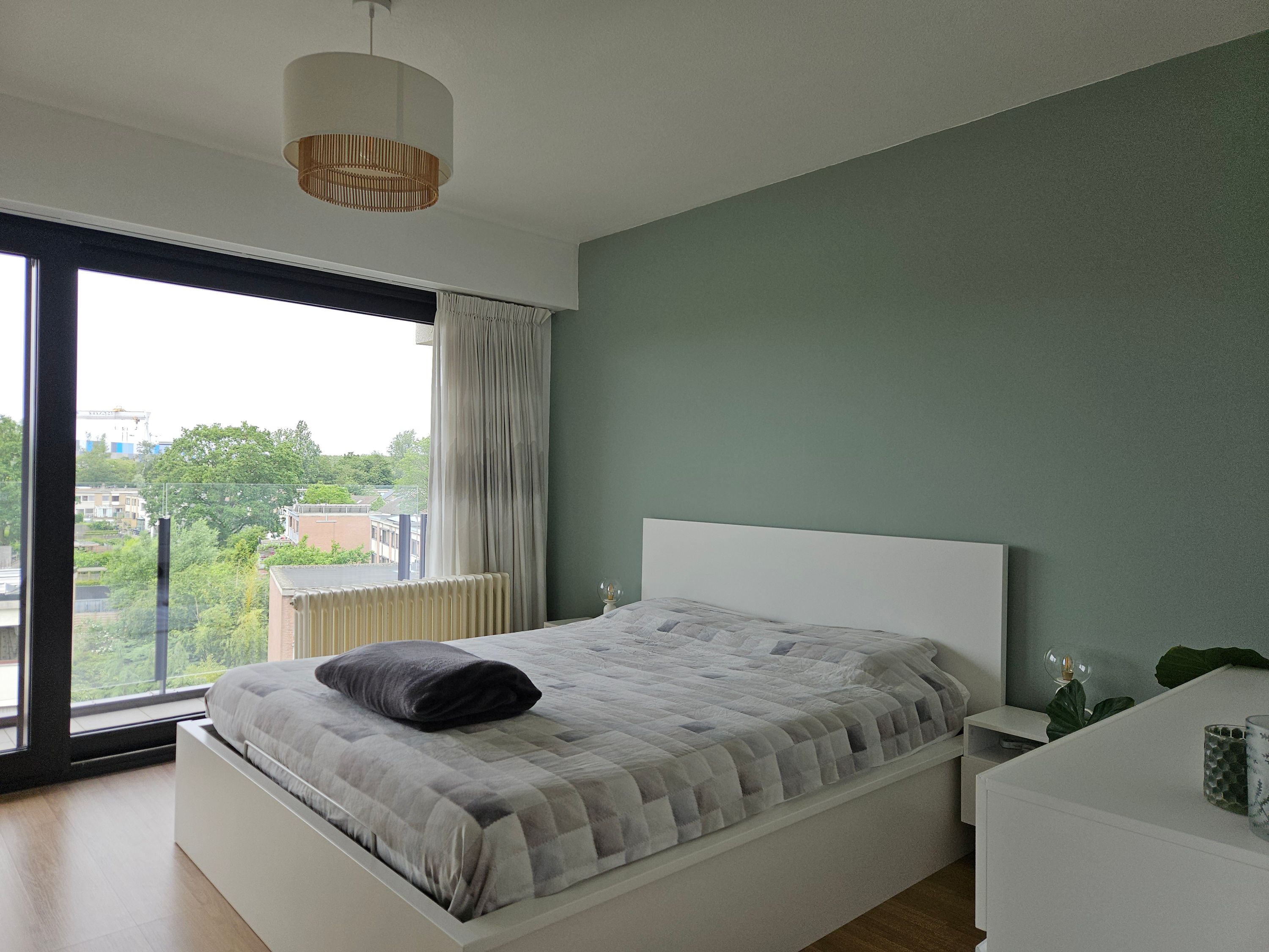 Lichtrijk en instapklaar 2-slpk appartement met ruim terras - foto 7