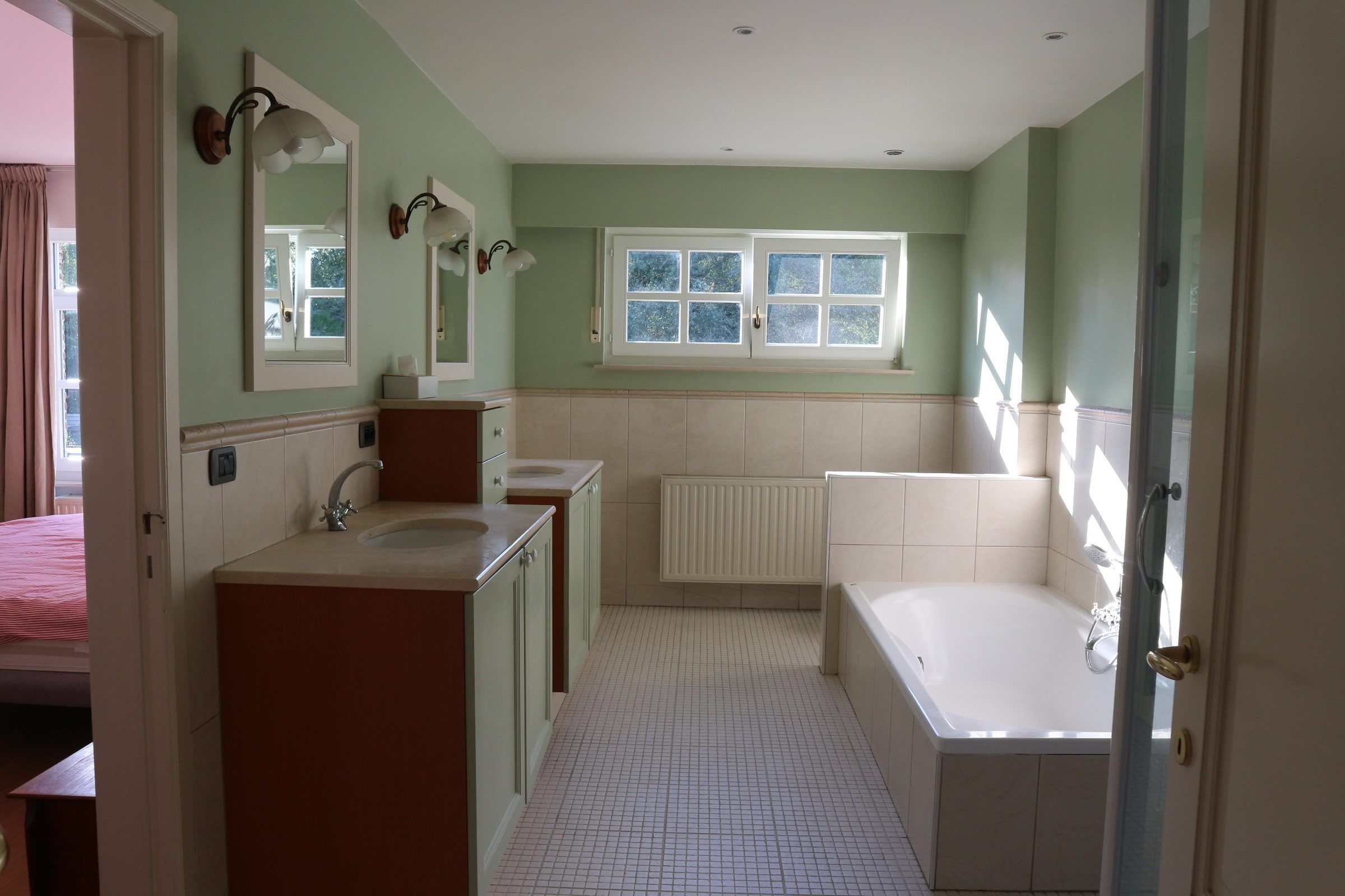 Zonnige instapklare woning met 4 slaapkamers en tuin - foto 5