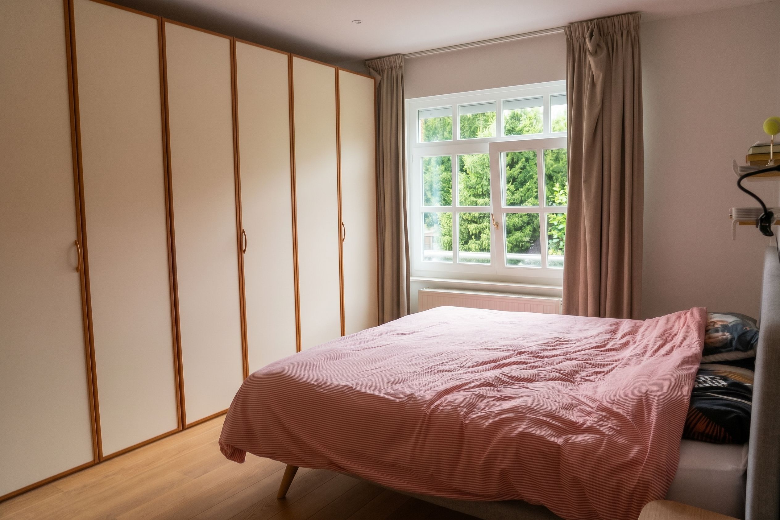 Zonnige instapklare woning met 4 slaapkamers en tuin - foto 6