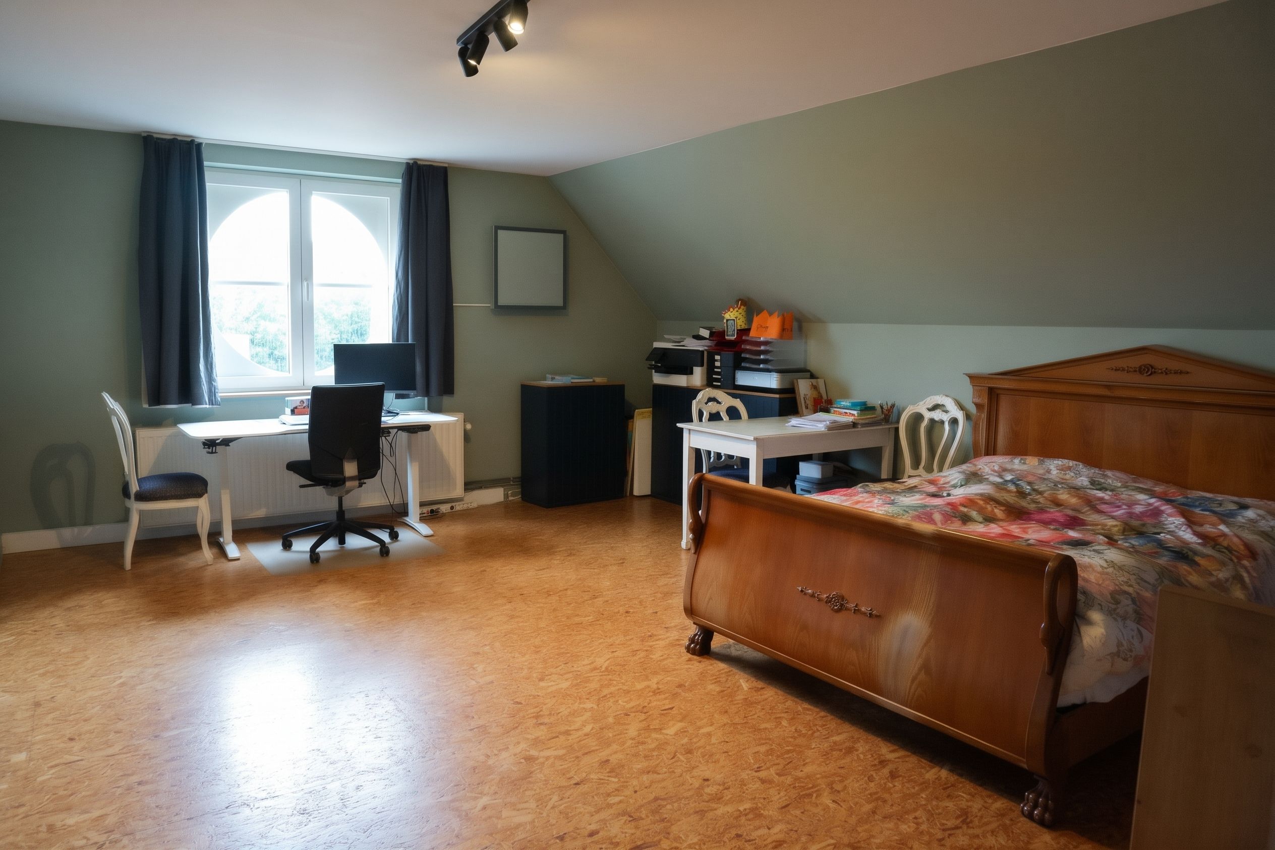 Zonnige instapklare woning met 4 slaapkamers en tuin - foto 9