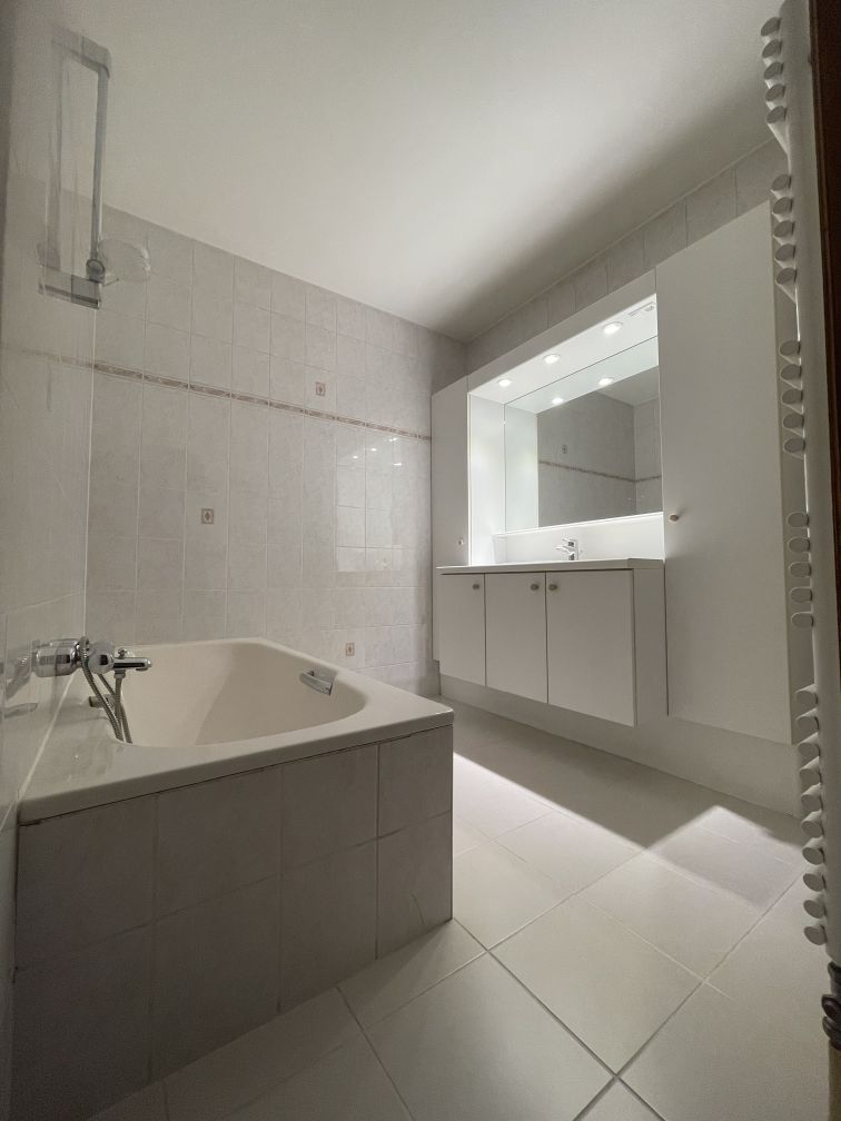 Instapklaar & Lichtrijk: Uw appartement aan de rand van het Rivierenhof - foto 4