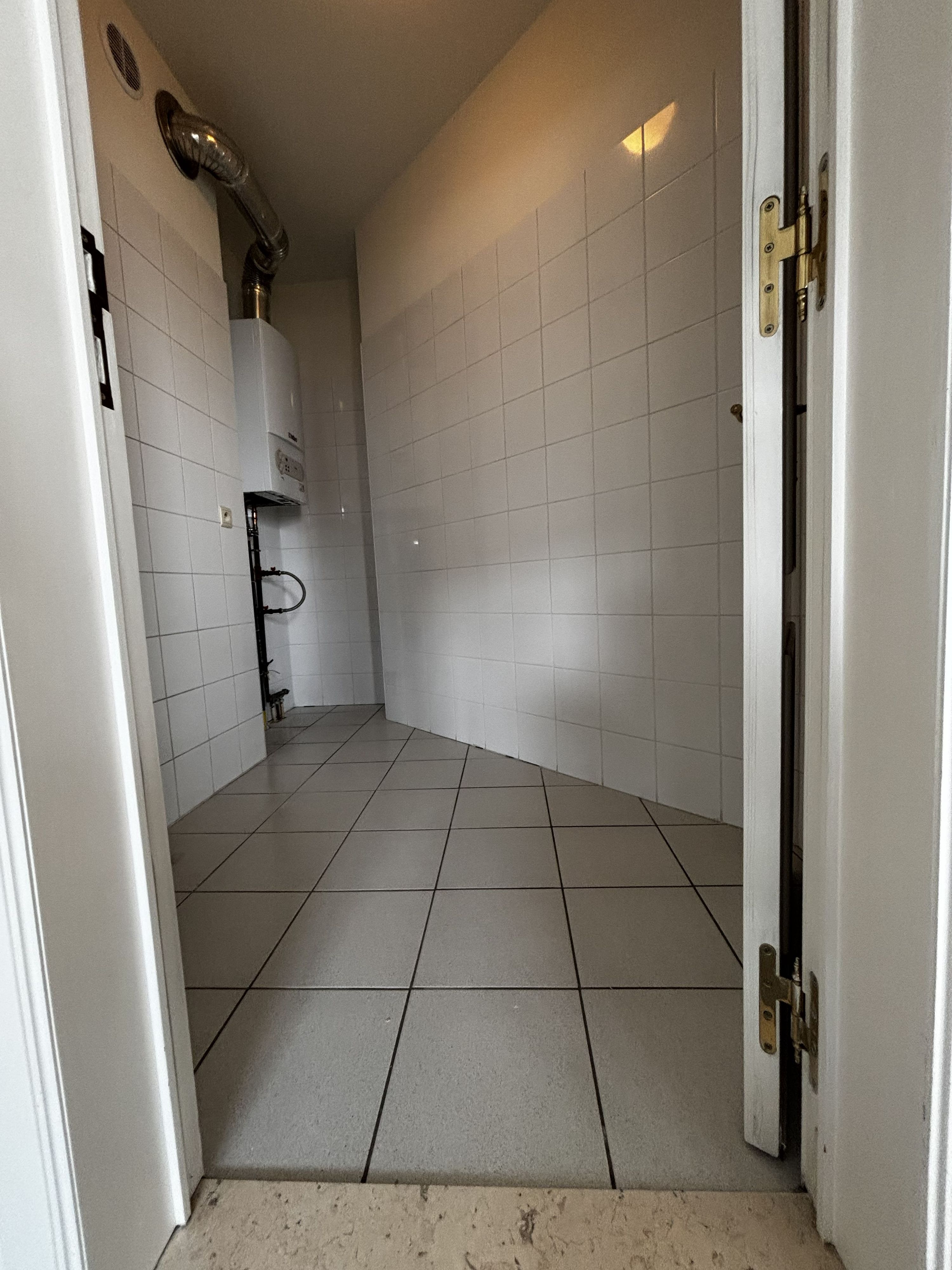 Instapklaar & Lichtrijk: Uw appartement aan de rand van het Rivierenhof - foto 9