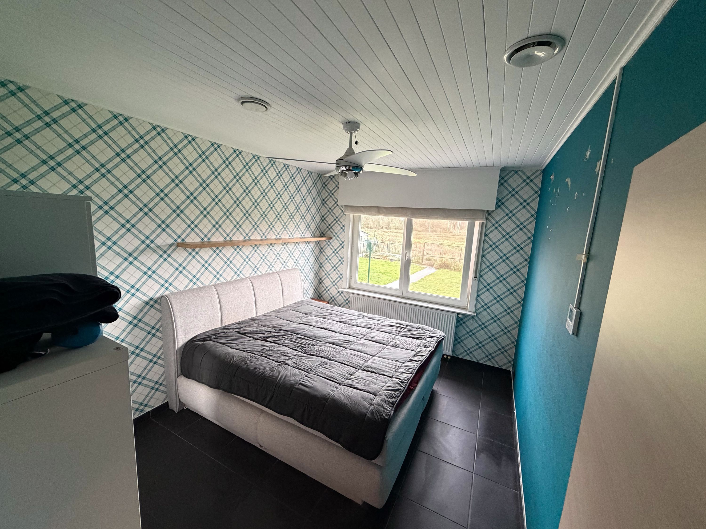 Prachtig afgewerkte woning met grote tuin in doodlopende straat. - foto 8