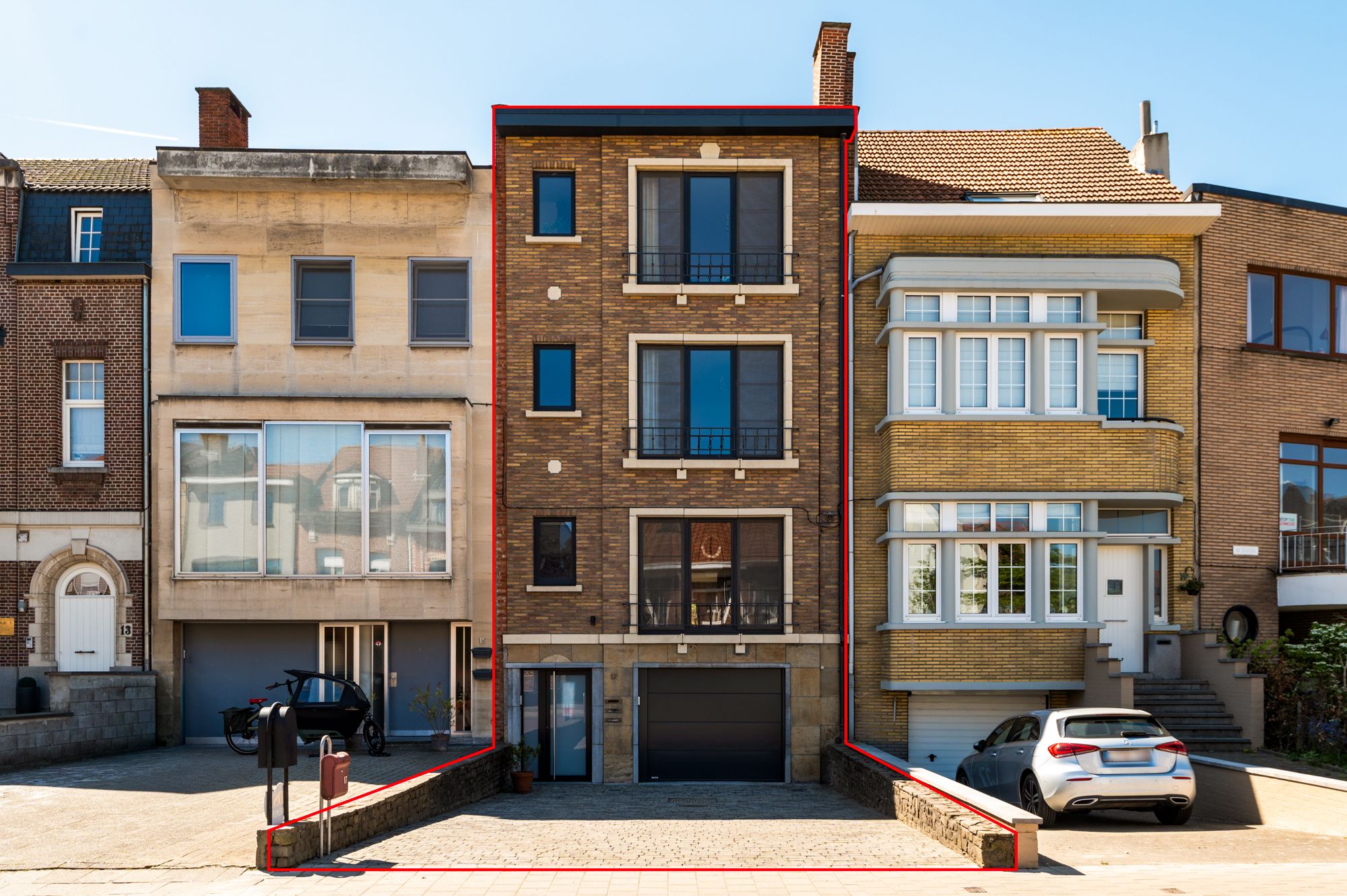 Ruime gerenoveerde gezinswoning (+- 158m²) + appartement (+- 78 m²) - foto 2