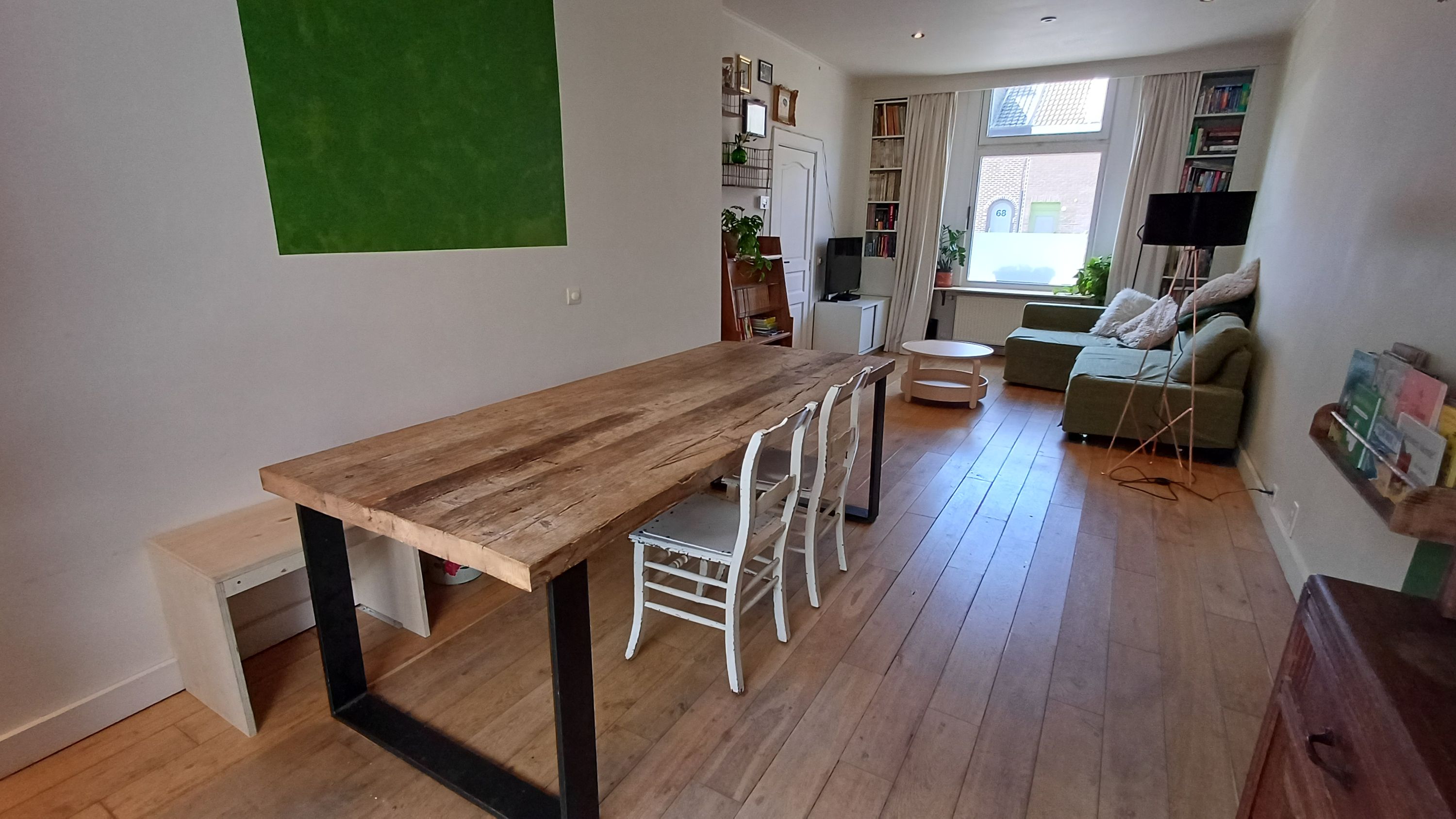 Karaktervolle halfopen woning met tuin, bureau en werkplaats  - foto 2