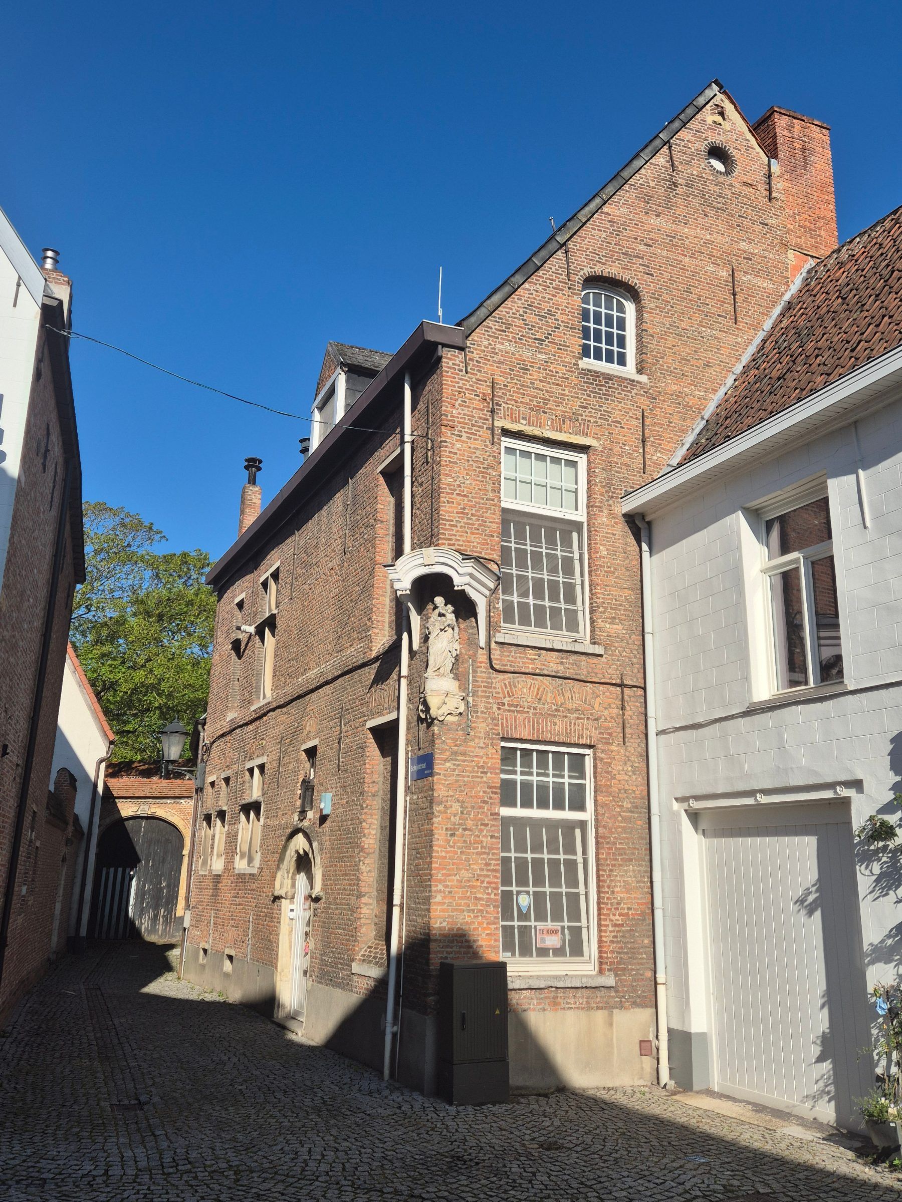 17e-eeuwse begijnhofwoning met tuin, garage en heel wat potentieel - foto 25