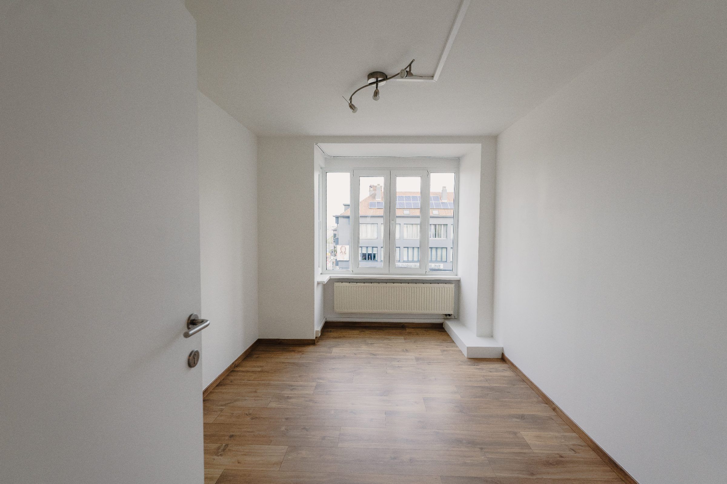Ruim 4-slaapkamer appartement van 135 m² op topligging! - foto 3