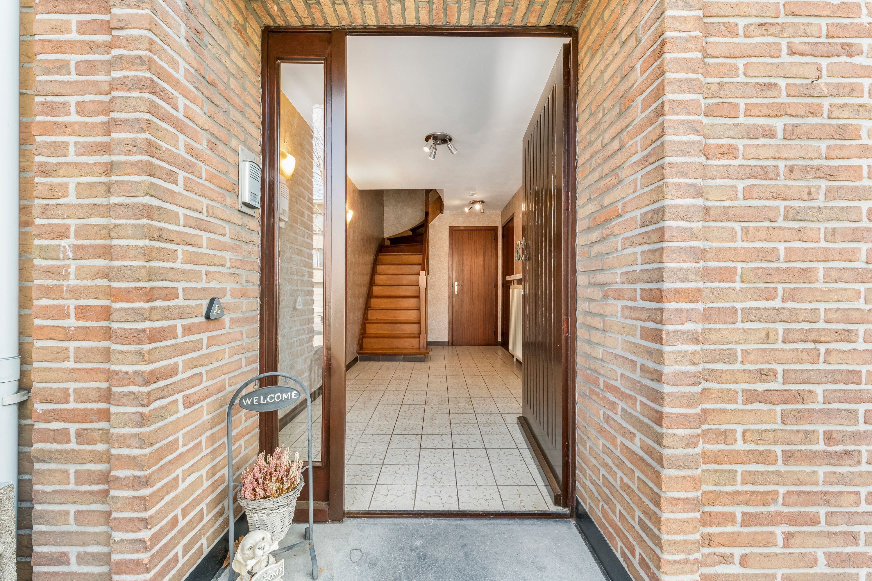 Degelijke en energiezuinige bel-étage op een centrale ligging - foto 6