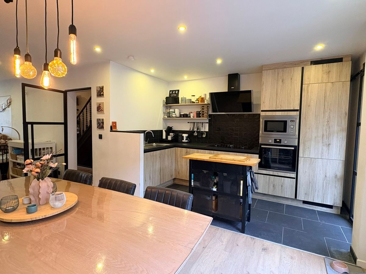 LICHTRIJKE en RUIME woning te Blankenberge  - foto 3