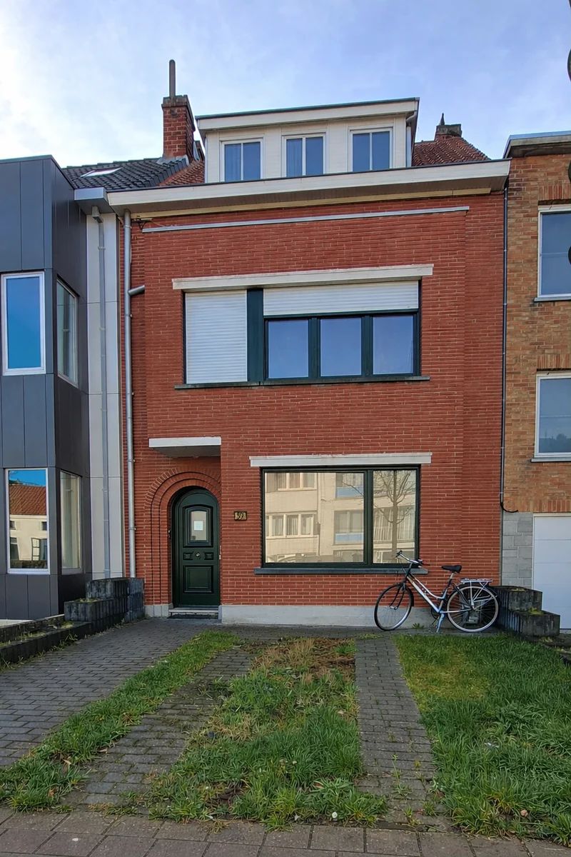 LICHTRIJKE en RUIME woning te Blankenberge  - foto 10