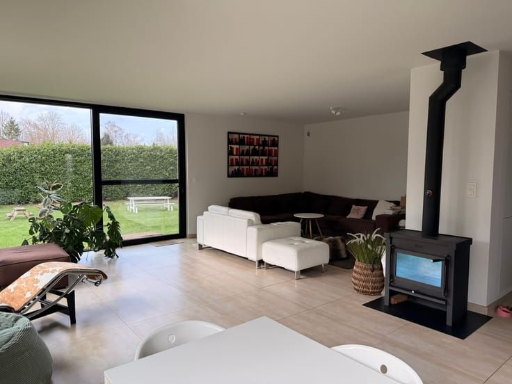 Instapklare en smaakvol gerenoveerde bungalow, rustig gelegen in Muizen (Mechele - foto 4