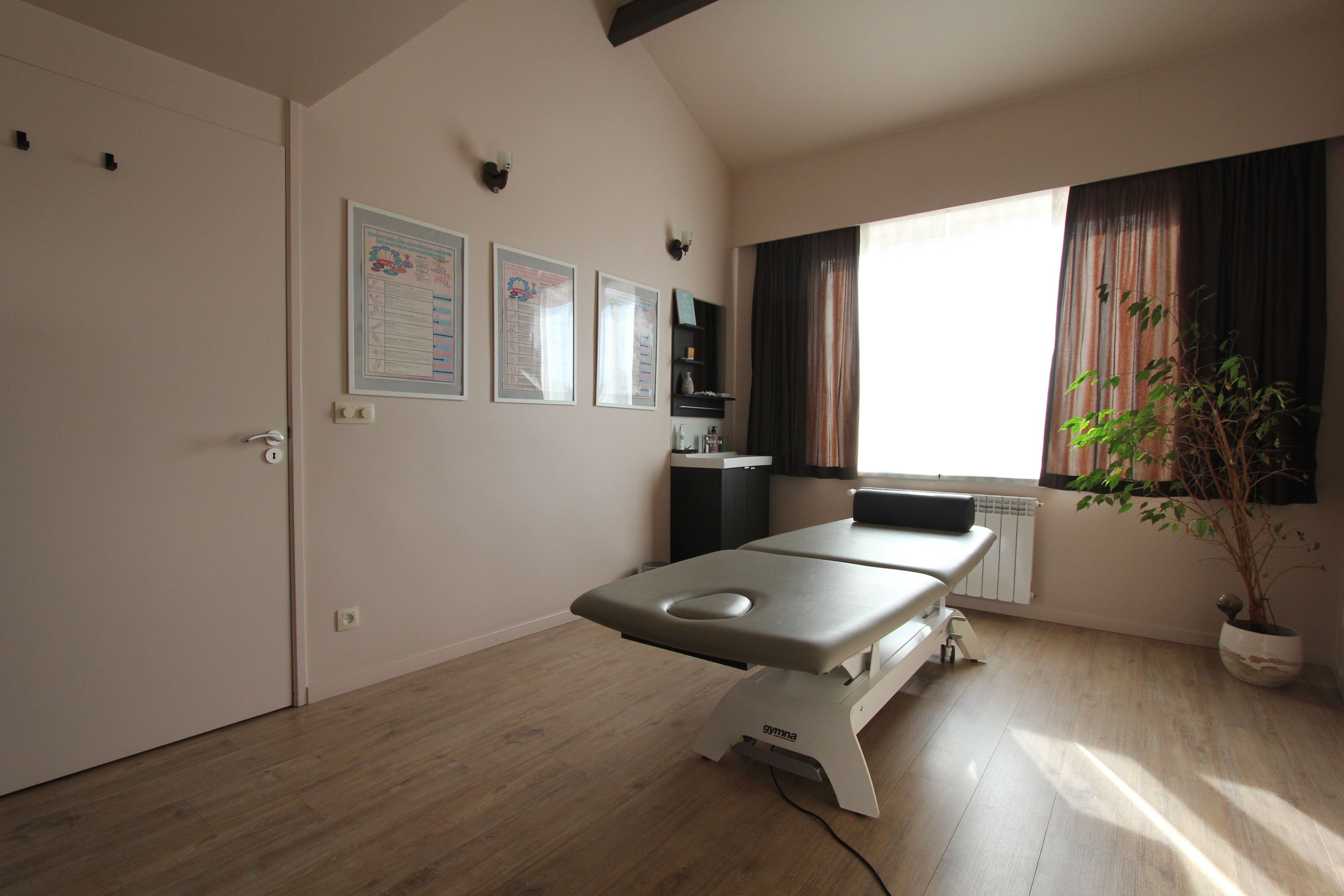 Instapklare triplex met 4 slpk, open keuken, terras en garagestaanplaats - foto 6