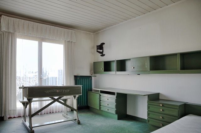 INSTAPKLARE GEZINSWONING MET 3 SLAAPKAMERS, ZONNEPANELEN EN 1.100 m² GROND  - foto 6