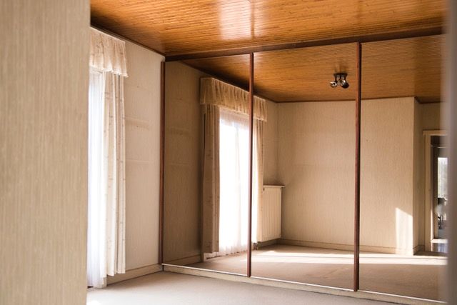 INSTAPKLARE GEZINSWONING MET 3 SLAAPKAMERS, ZONNEPANELEN EN 1.100 m² GROND  - foto 4