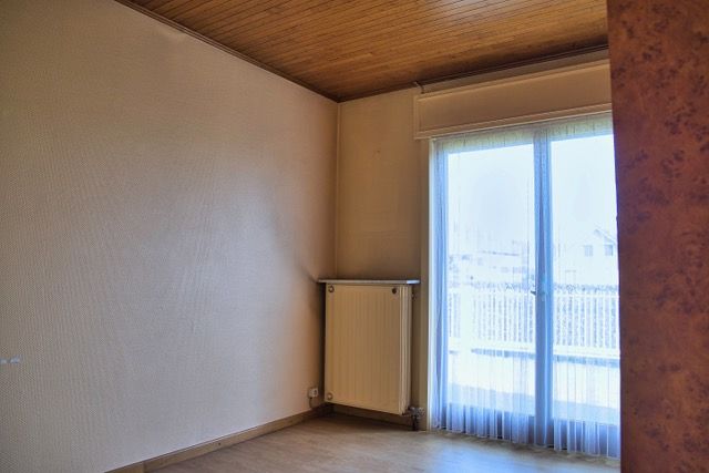 INSTAPKLARE GEZINSWONING MET 3 SLAAPKAMERS, ZONNEPANELEN EN 1.100 m² GROND  - foto 5