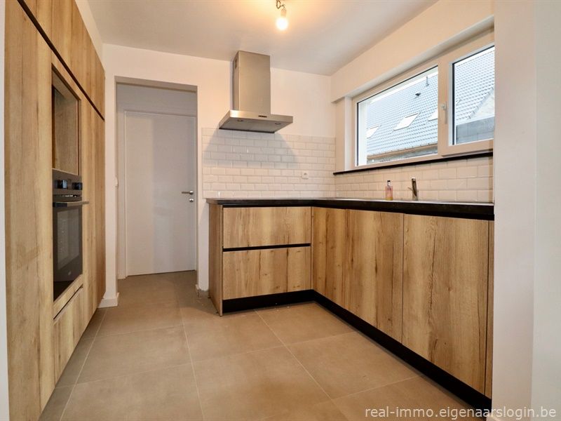 Gerenoveerde instapklare grote rijwoning !!!!! - foto 5
