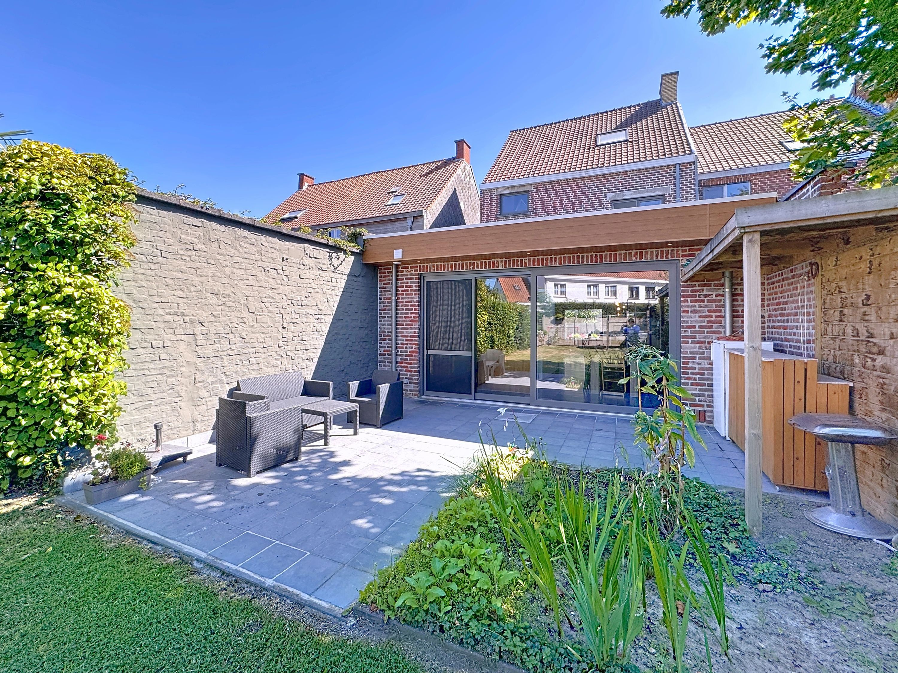 Gerenoveerde woning in hartje Roeselare - foto 6
