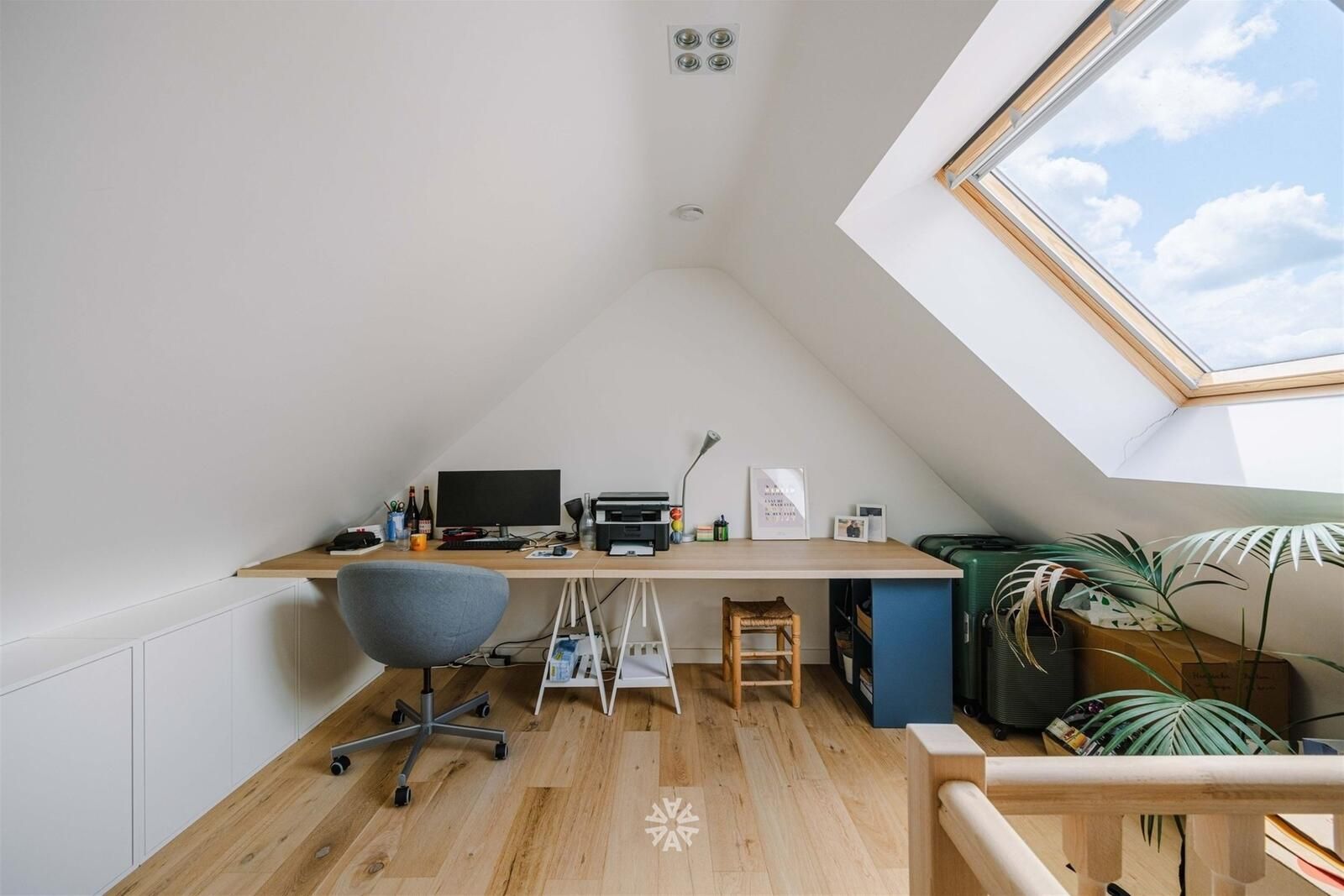 Instapklare woning met drie slaapkamers en gezellige buitenkoer - foto 8