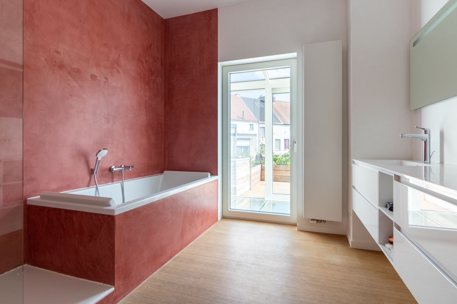 Gerenoveerde burgerwoning met 4 slpks en tuin in Gent - foto 18