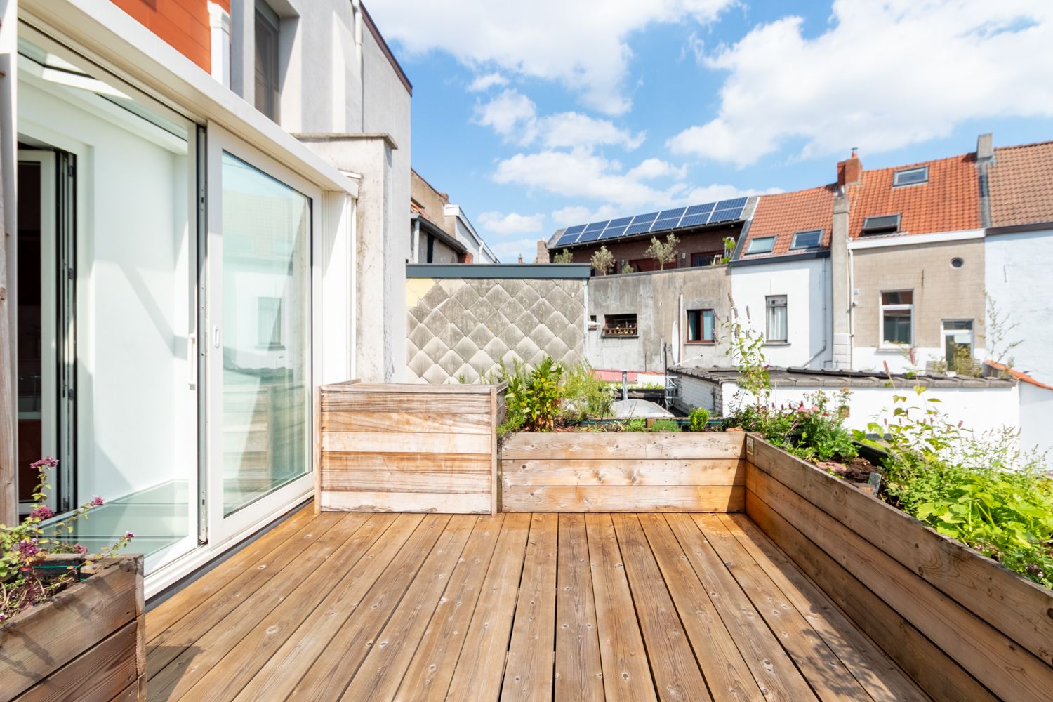 Gerenoveerde burgerwoning met 4 slpks en tuin in Gent - foto 17