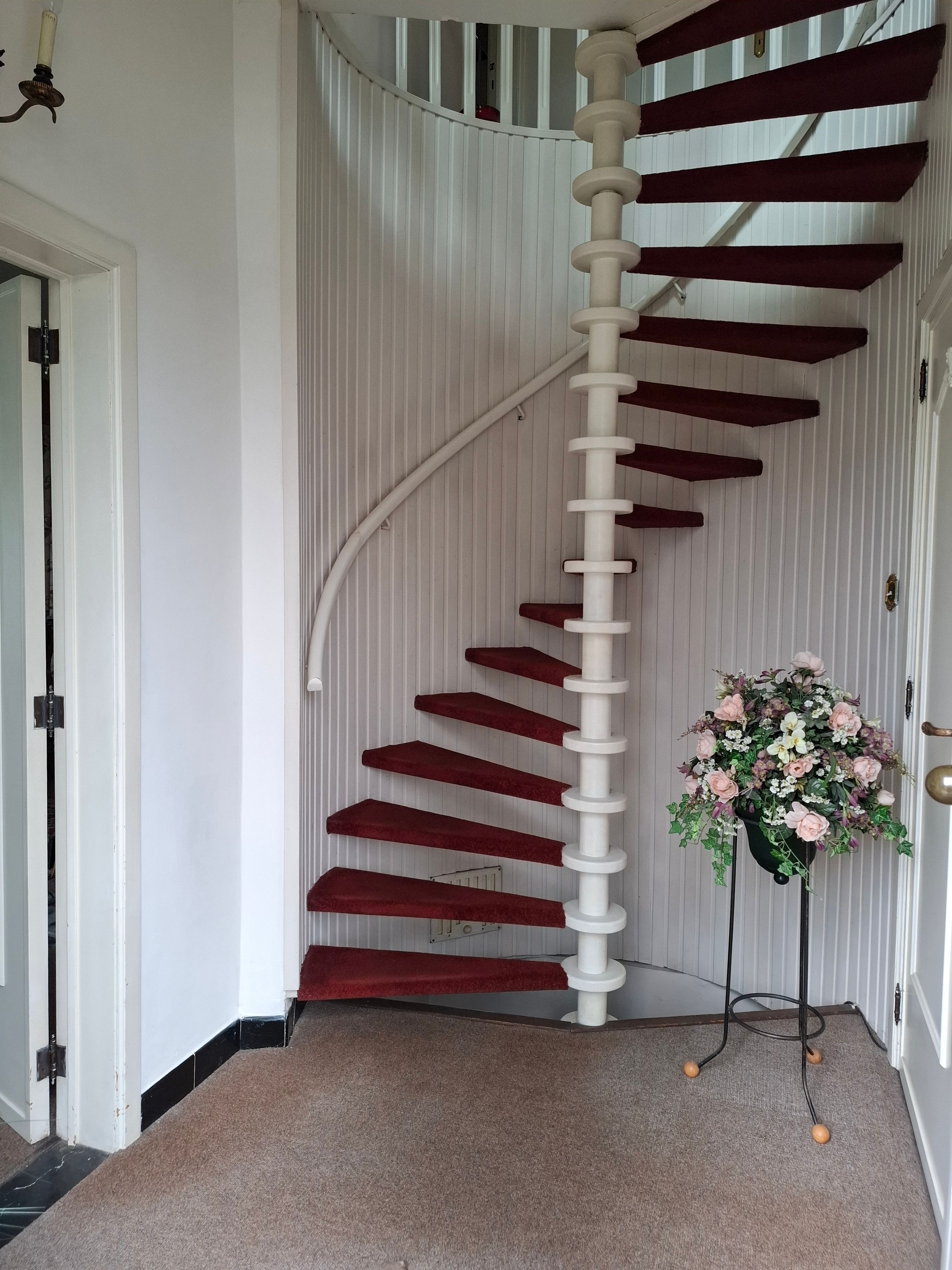 Te renoveren fifties landhuis met grote parktuin, dubbele garage en magazijn - foto 12