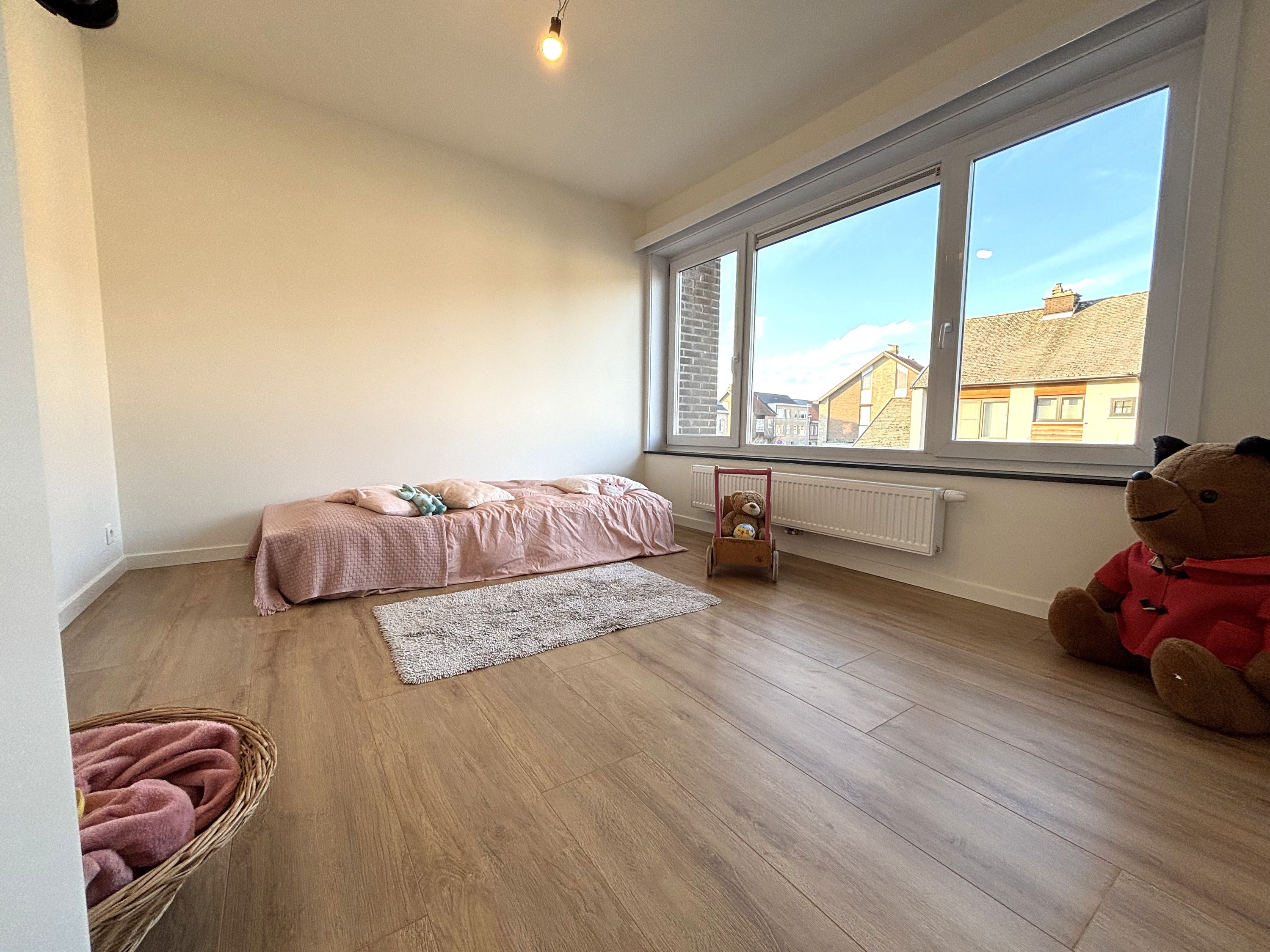 Stijlvol gerenoveerd en energiezuinig wonen - foto 9