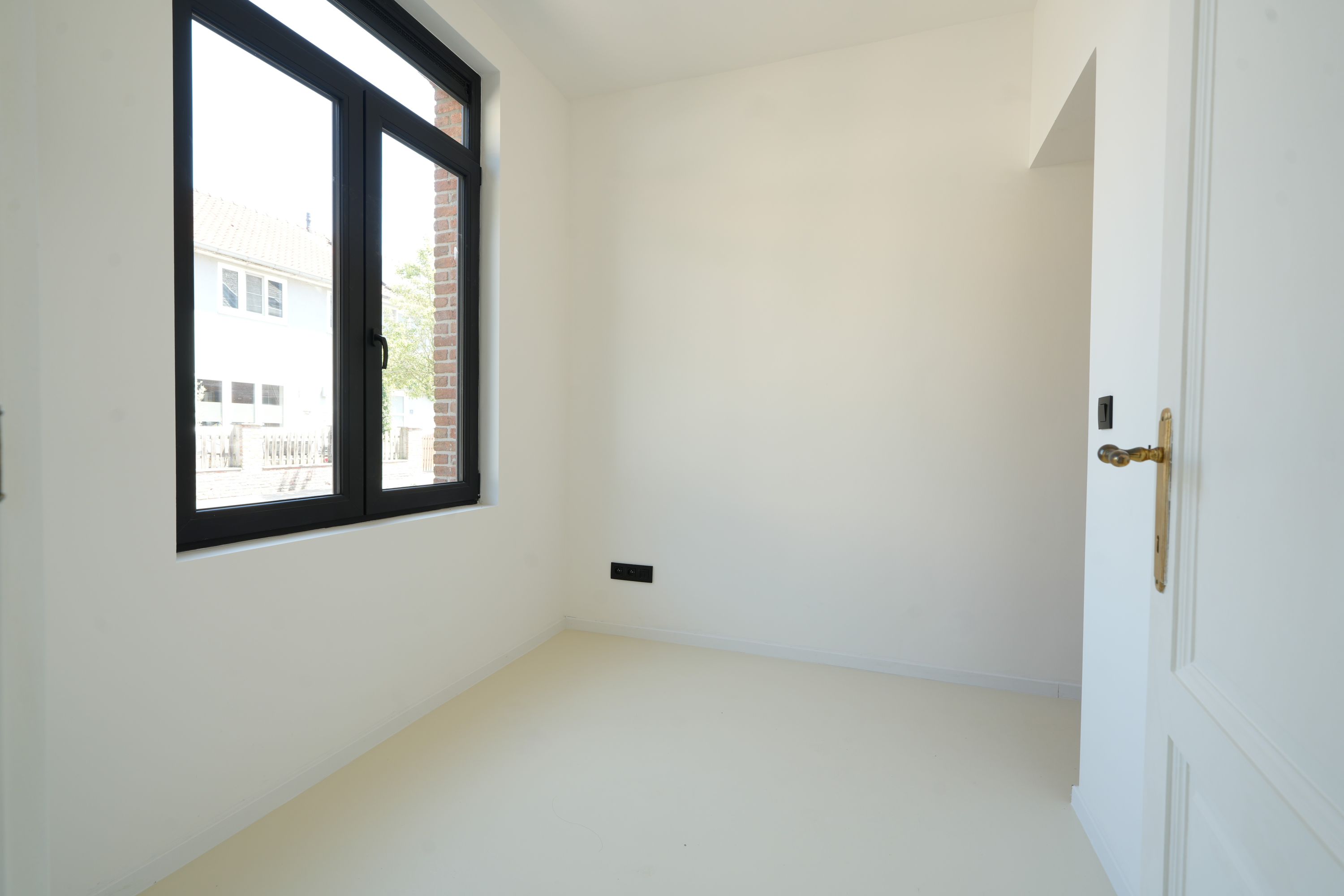 Instapklare en energiezuinige woning met hoogwaardige afwerking & zicht op groen - foto 3