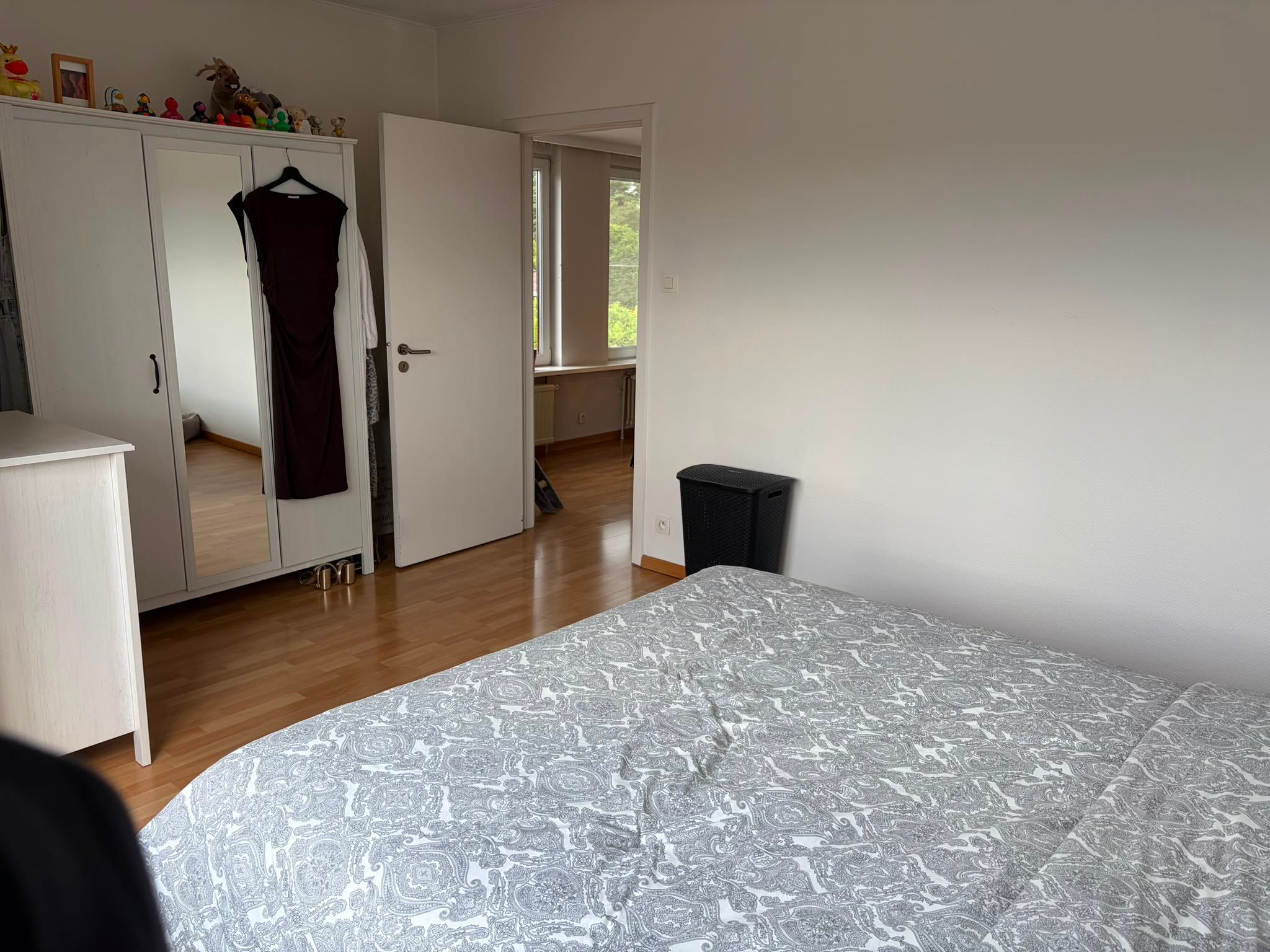 Ruim appartement met 2 slaapkamers en garage in Oostakker   - foto 9
