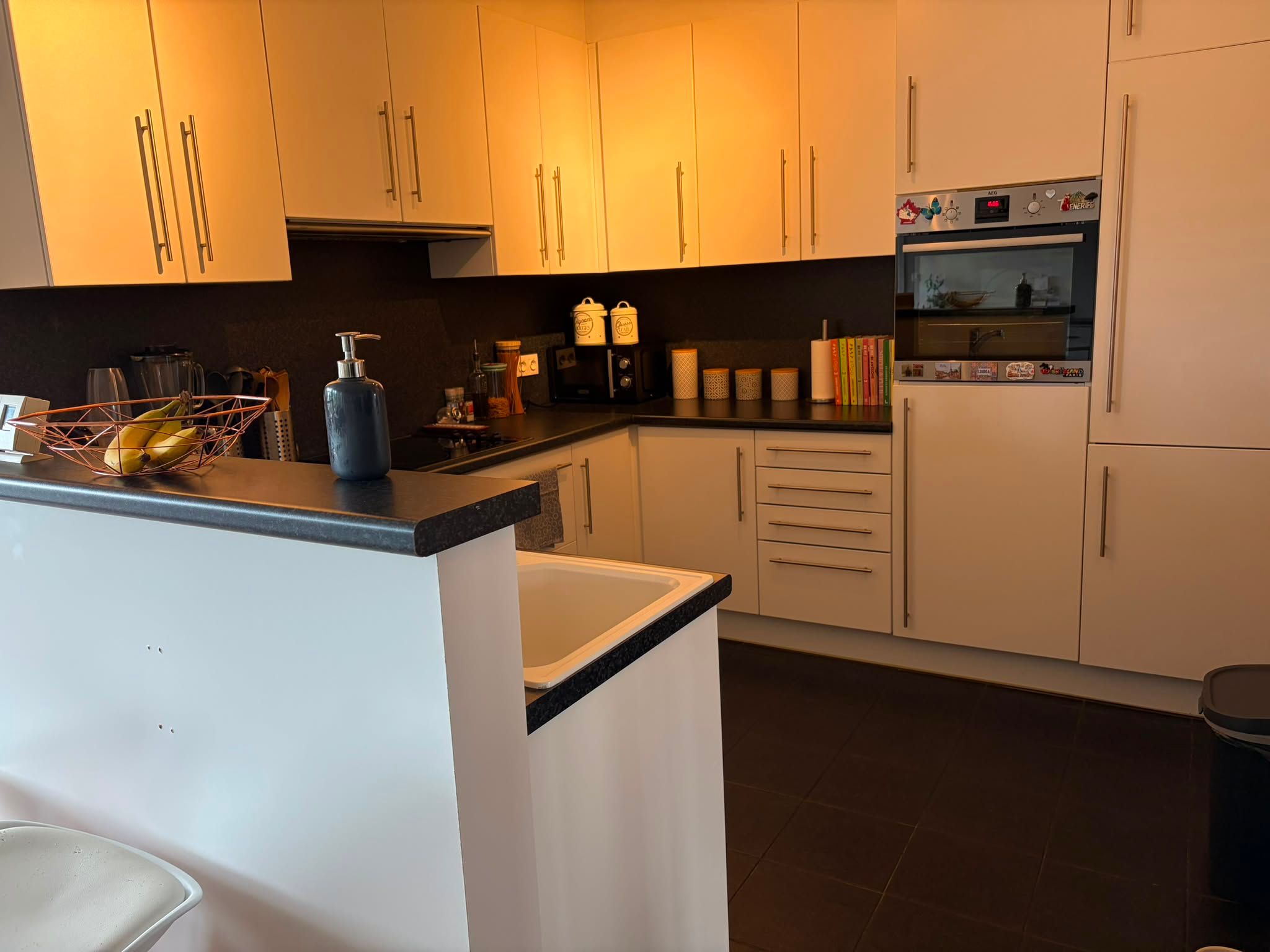 Ruim appartement met 2 slaapkamers en garage in Oostakker   - foto 13