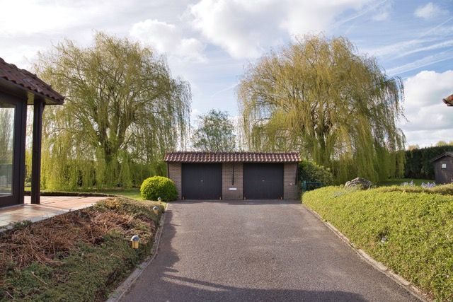 TE RENOVEREN WONING OP 1.100 m² MET VEEL POTENTIEEL. - foto 4