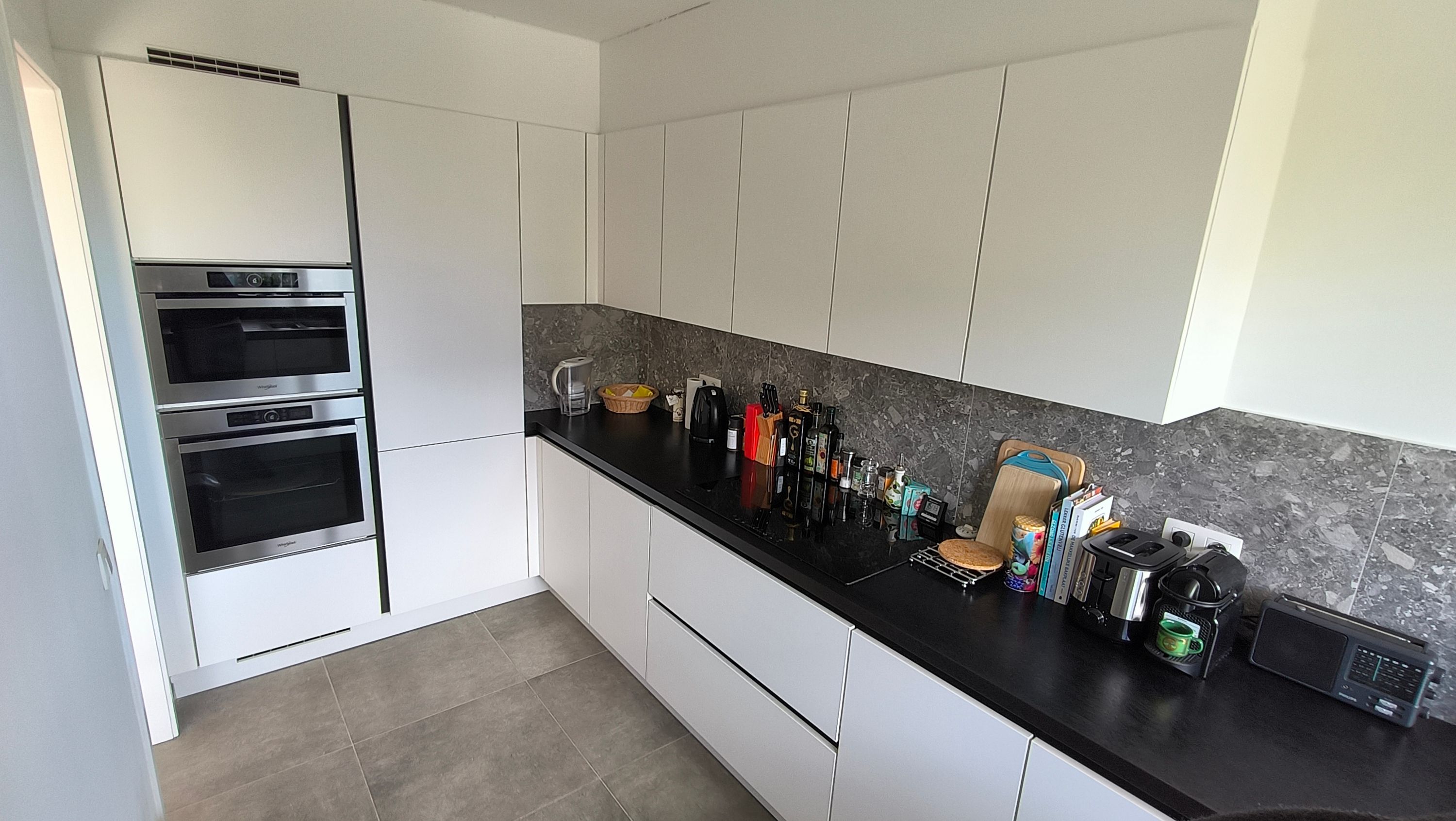 Ruim 2-slaapkamer appartement met zonnig balkon - foto 5