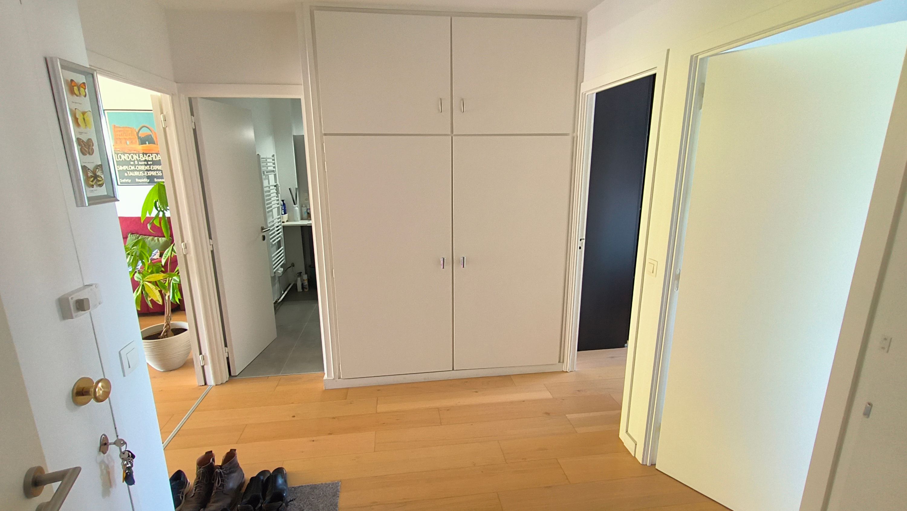 Ruim 2-slaapkamer appartement met zonnig balkon - foto 6