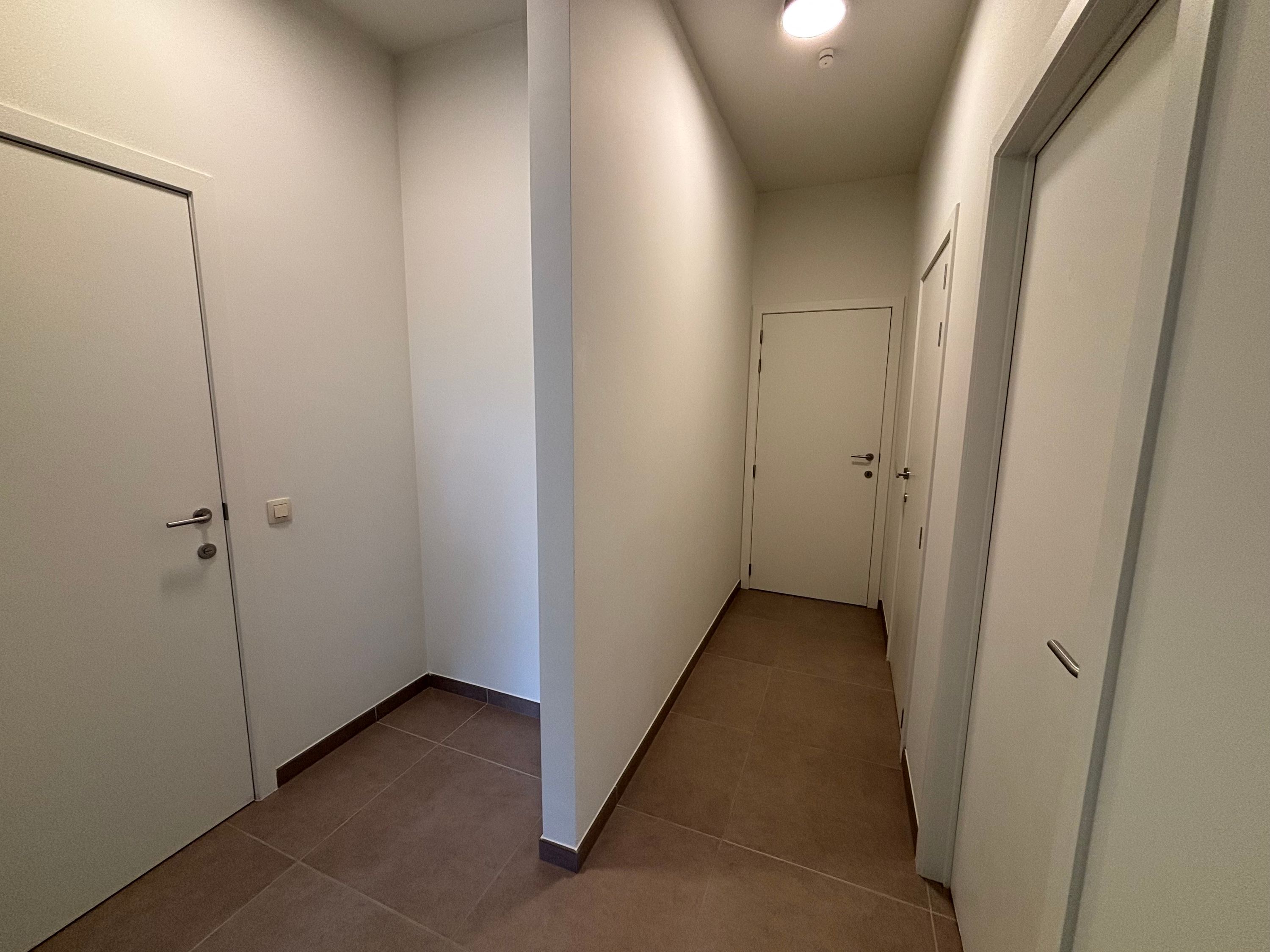 Gelijkvloers appartement met tuin te koop in Roeselare  - foto 8