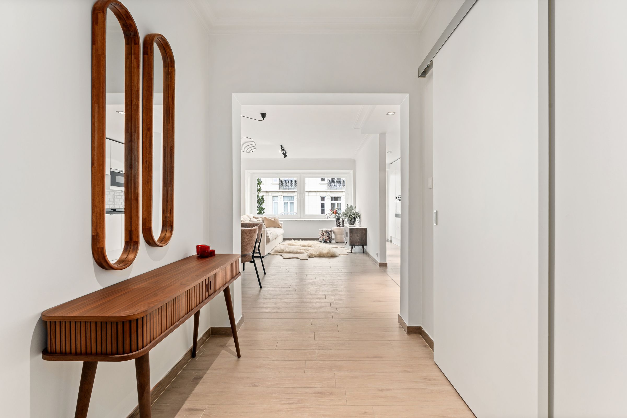 Gerenoveerd 3slpk appartement met zonnig terras en airconditioning - foto 2