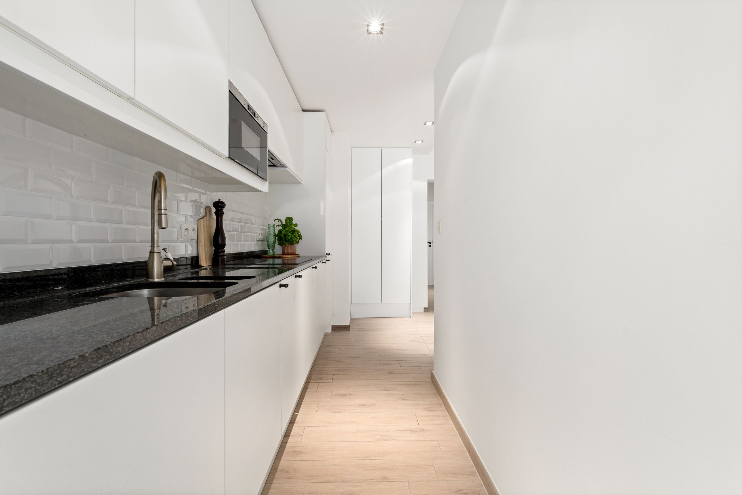 Gerenoveerd 3slpk appartement met zonnig terras en airconditioning - foto 8