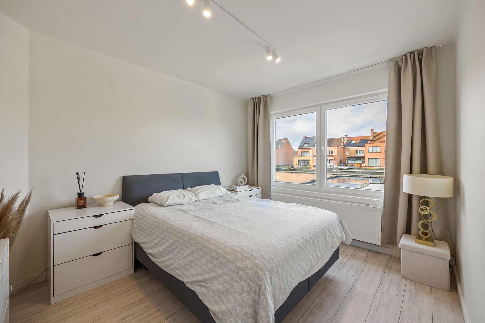 Zeer charmante woning aan de vaart in schoten - foto 10