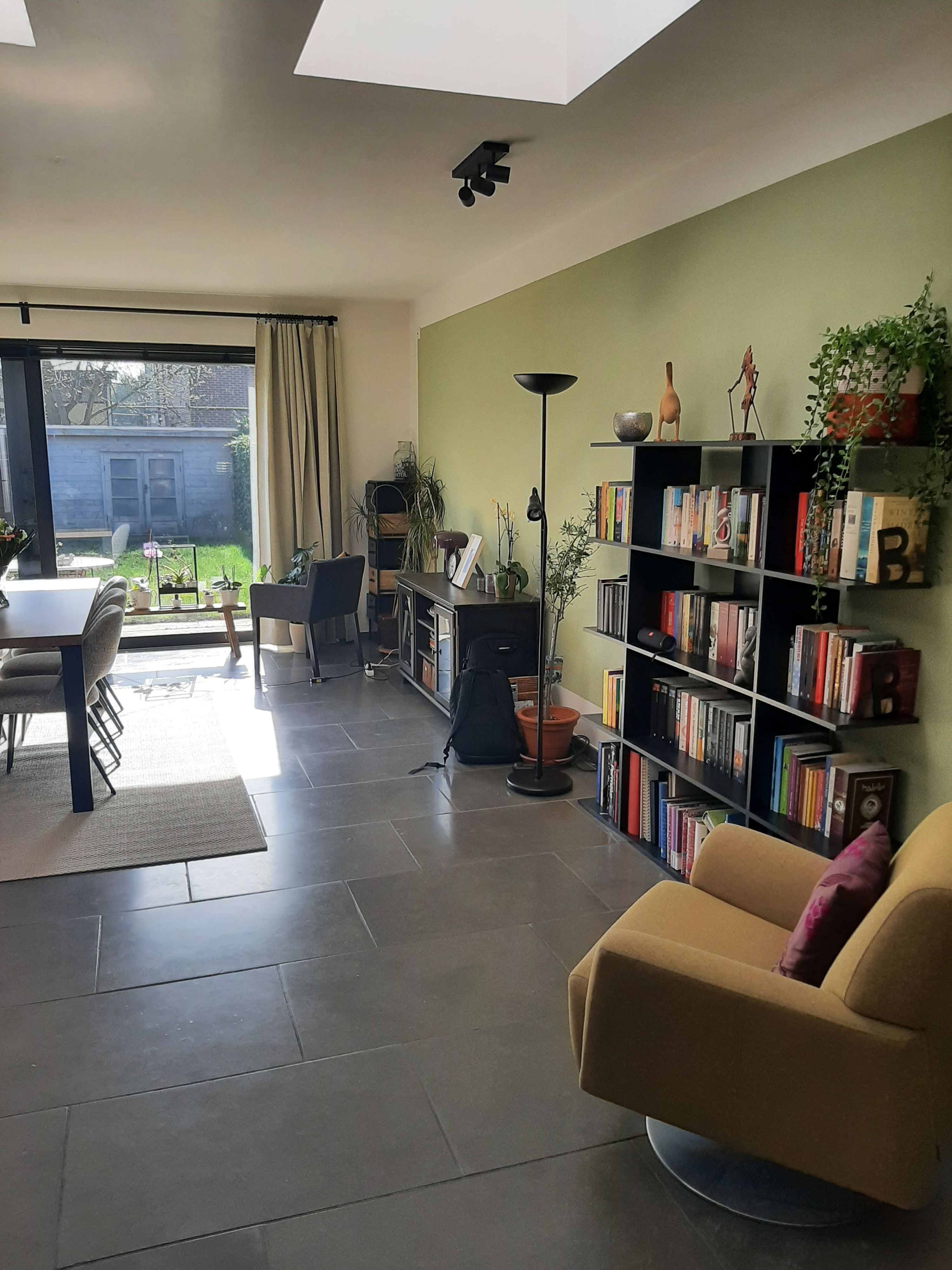 Gerenoveerde woning met tuin nabij Boekenbergpark - foto 3
