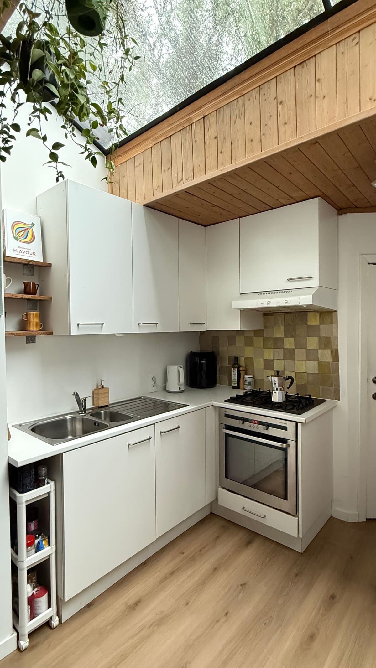Groene instapklare rijwoning in wandelstraat - foto 3